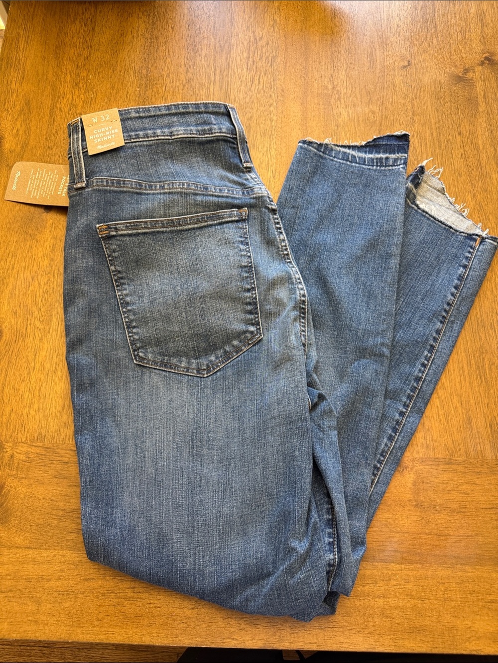 Madewell Straight Leg Jeans in Medium Blue Wash - 32 Curvy High Rise Skinny